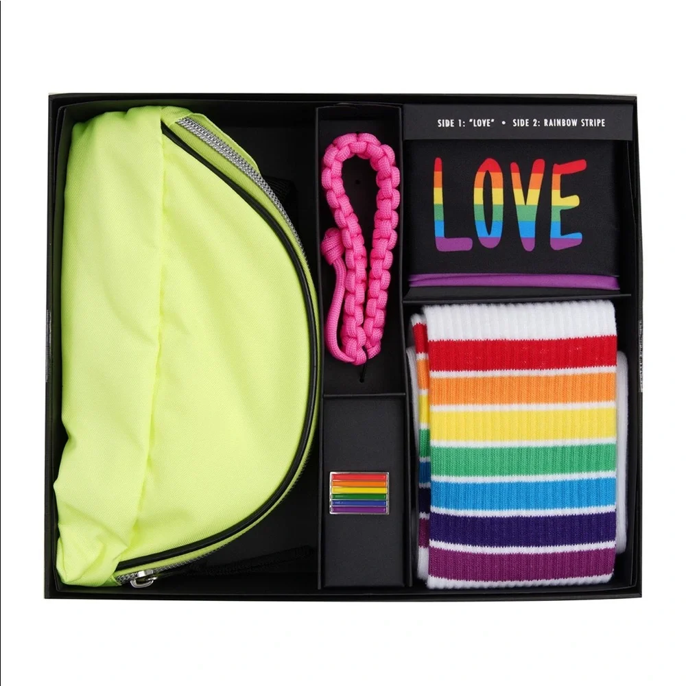 Bespoken Rainbow Love Pride Theme Set Kit Socks Pin Bag